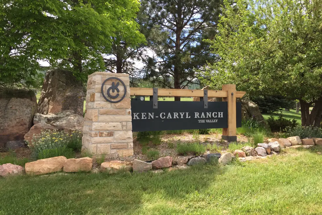 Ken Caryl neighborhood entrance sign, Littleton Colorado 80127