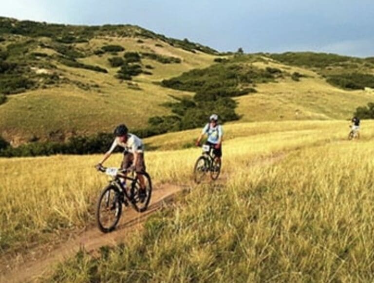 bike riders on the trails in highlands ranch co.